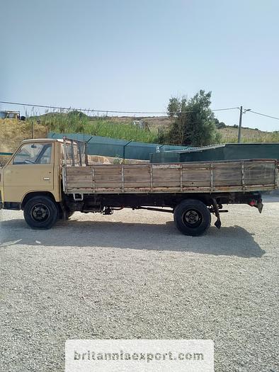Used 1981 MITSUBISHI Canter FE110 2.7 diesel 5.5 ton tipper.