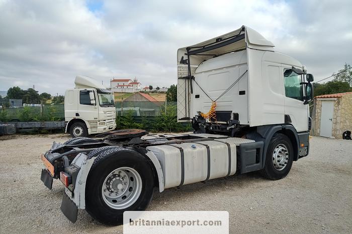 Used 2000 SCANIA P114 L 340 PDE CP19 manual tractor unit.