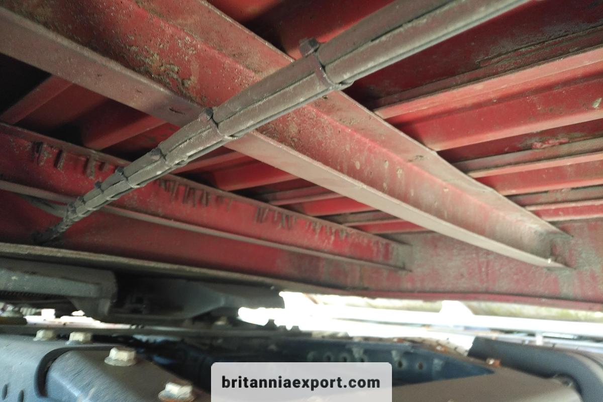 Used 1991 Trouillet  ST3340 Heavy Duty Flatbed Semi-Trailer Container Twist Locks 33500 Kg GVW