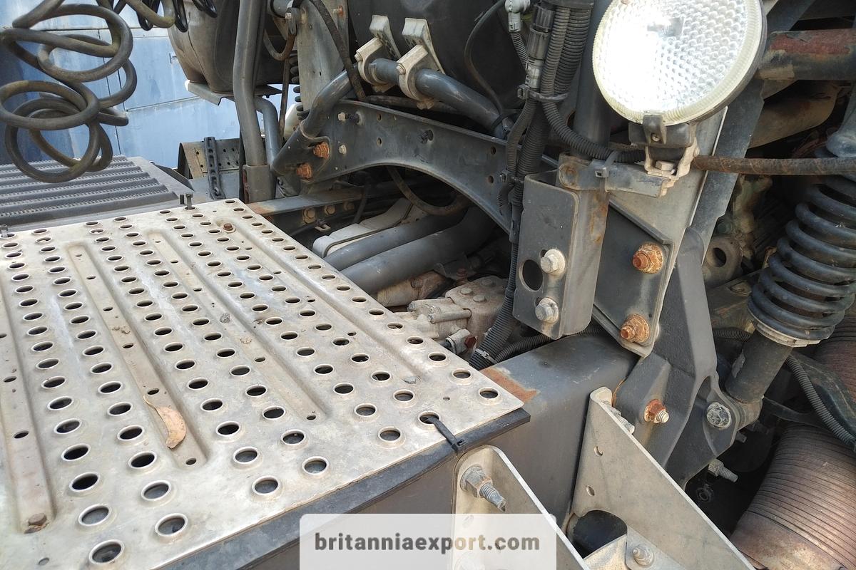 Used 2006 VOLVO FH 400 Euro 3 Manual Retarder Hydraulic Kit 4x2 Tractor Unit