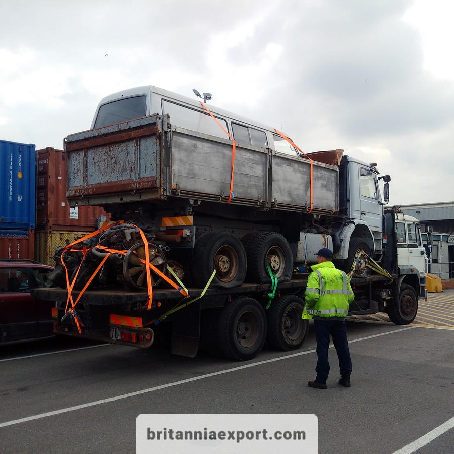 Shipping to Conakry Guinea from Europe | RoRo Truck & Machinery Shipping