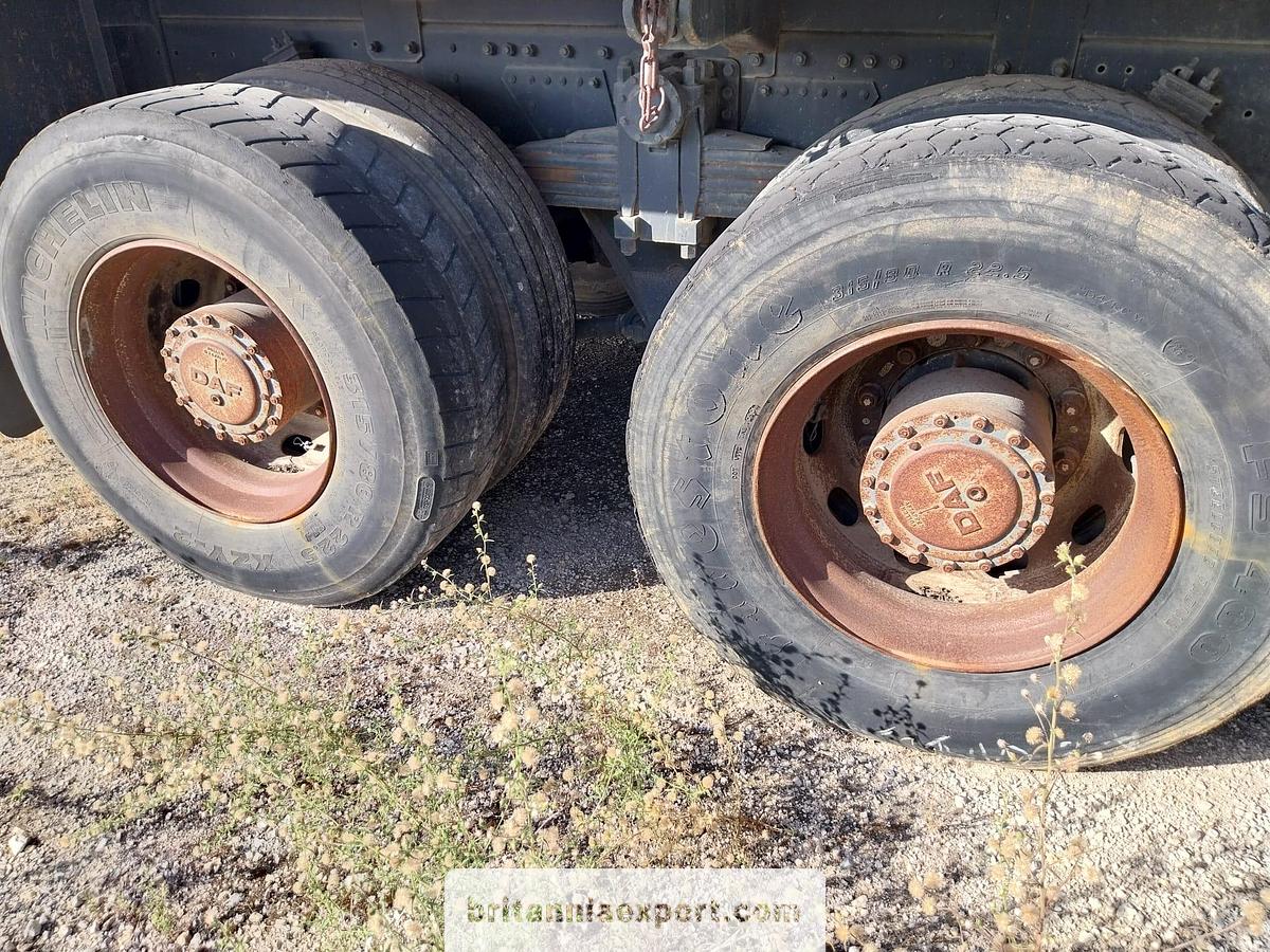 Used 1993 DAF 2700 ATI 6x4 26 Ton Sideways Tipper with HMF 820 Crane | Export Ready.