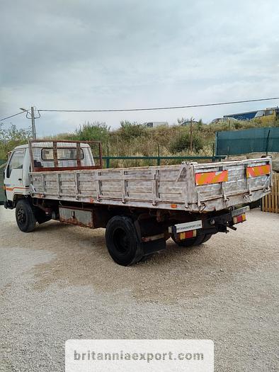 Used 1989 TOYOTA Dyna 300 14B 7.5 ton 3 way tipper