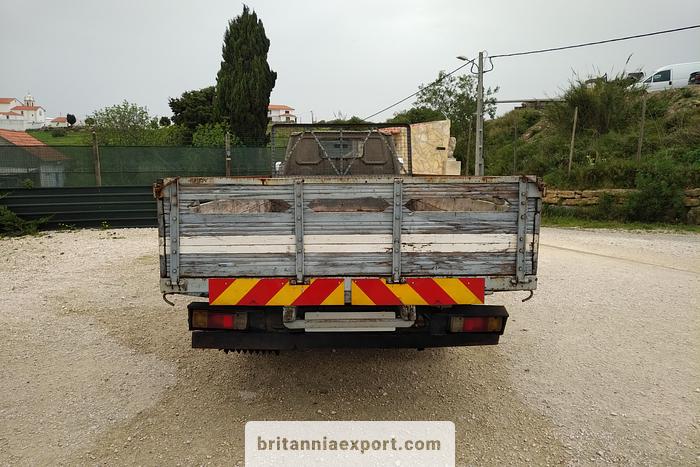 Used 1985 TOYOTA Dyna BU30 3.0 diesel 6 tyres 5.5 ton truck.