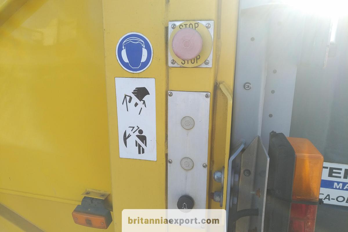 Used 2003 DAF LF55 180 | 15 Ton | On springs | Refuse Truck