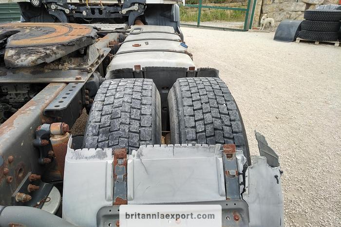 Used 2000 SCANIA P114 L 340 PDE CP19 manual tractor unit.