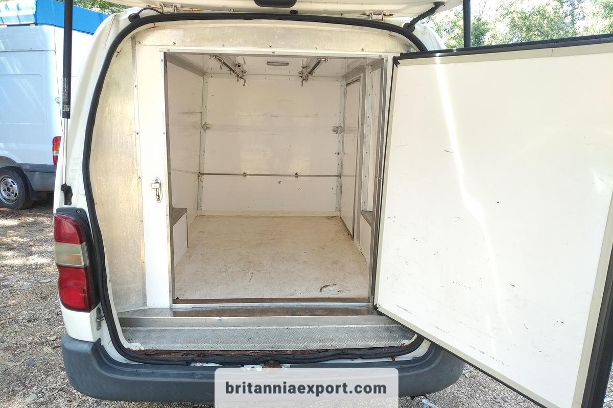 Used 2002 Toyota Hiace 2.5 D-4D Insulated Cold Room Panel Van