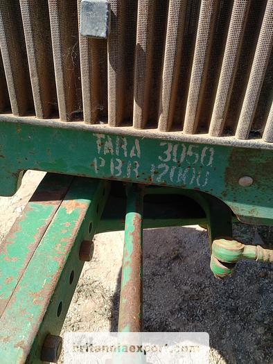 Used 1987 JOHN DEERE 2250 farm tractor.