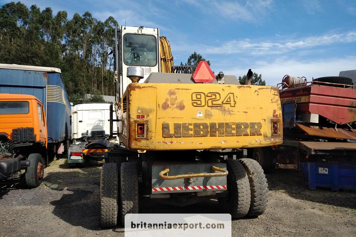 Used 2001 LIEBHERR  A924 Litronic Wheeled Excavator with Grab | Front Blade