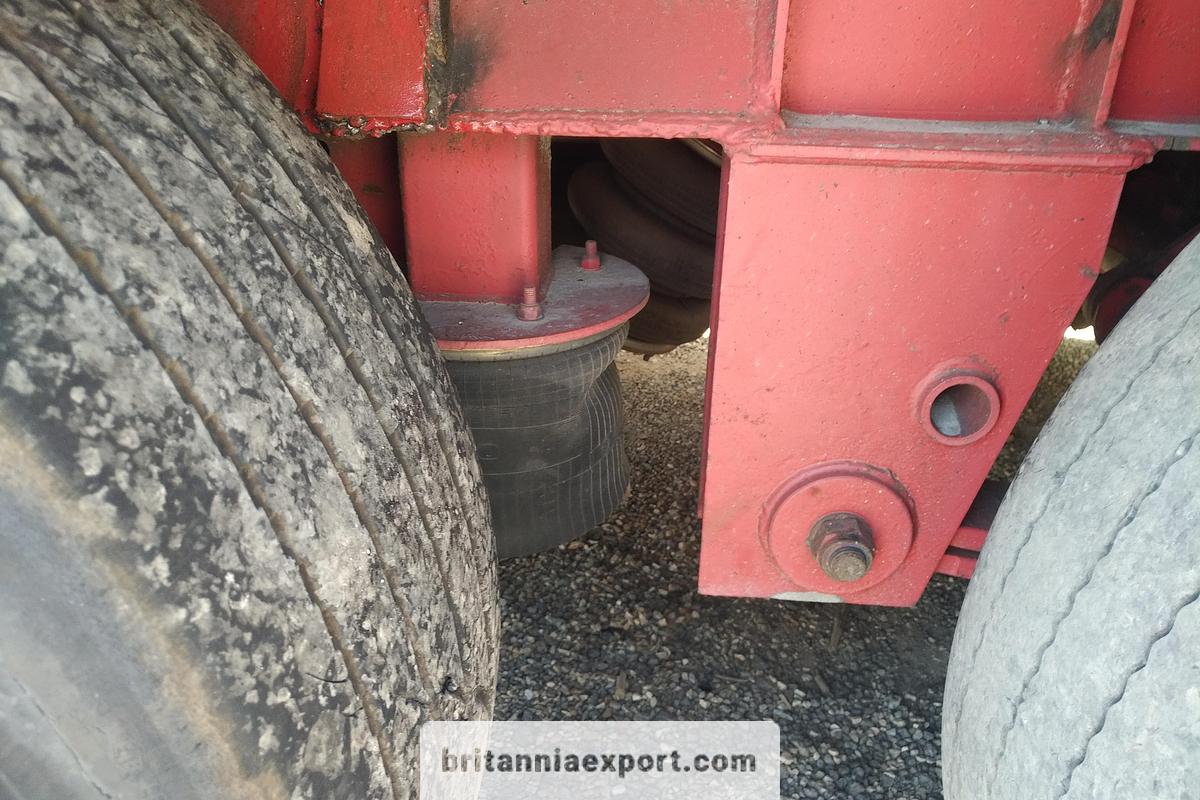 Used 1991 Trouillet  ST3340 Heavy Duty Flatbed Semi-Trailer Container Twist Locks 33500 Kg GVW