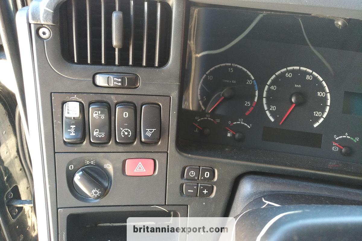 Used 2007 SCANIA R500 V8 Euro 4 4x2 Tractor Unit with PTO and Hydraulics