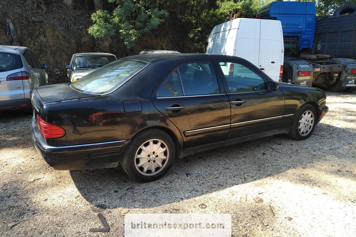 Used 1999 MERCEDES-BENZ E300 Turbo Diesel W210 OM606 - USA Specification