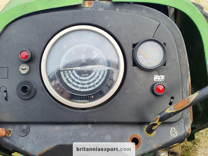 Used 1990 JOHN DEERE 2650 4X4 farm tractor.