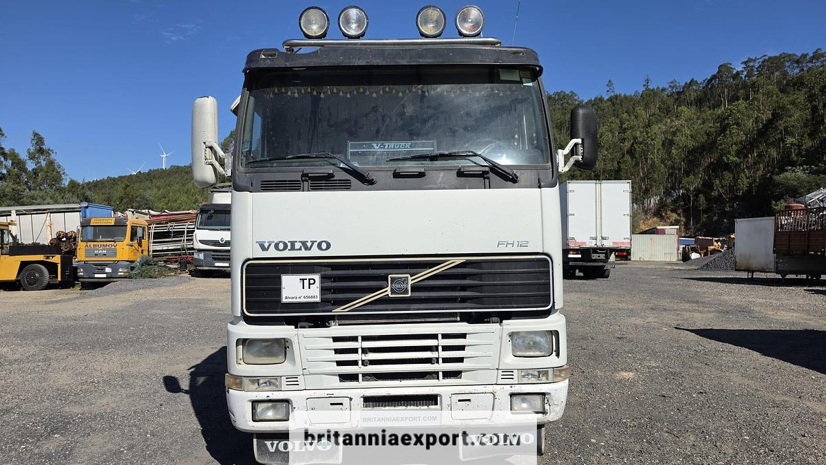 Used 2001 VOLVO FH12 420 Manual Tractor Unit with Hydraulics Air Con