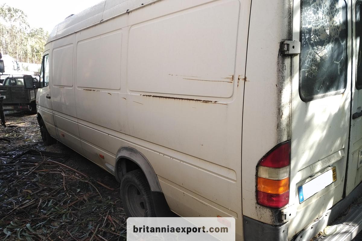 Used 2000 MERCEDES-BENZ 416 CDI | LWB | Twin Wheel | Refrigerated Van (Engine Knocking)