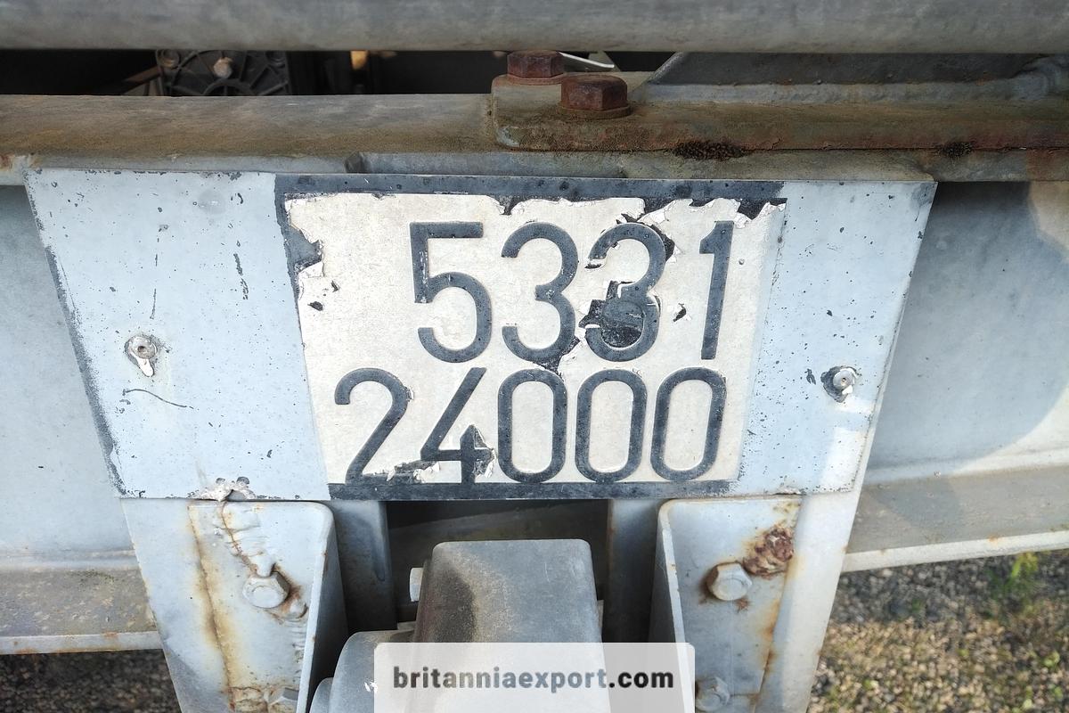 Used 1997 FRUEHAUF D-489 Three-Axle Stainless Steel Food Tanker Semi-Trailer