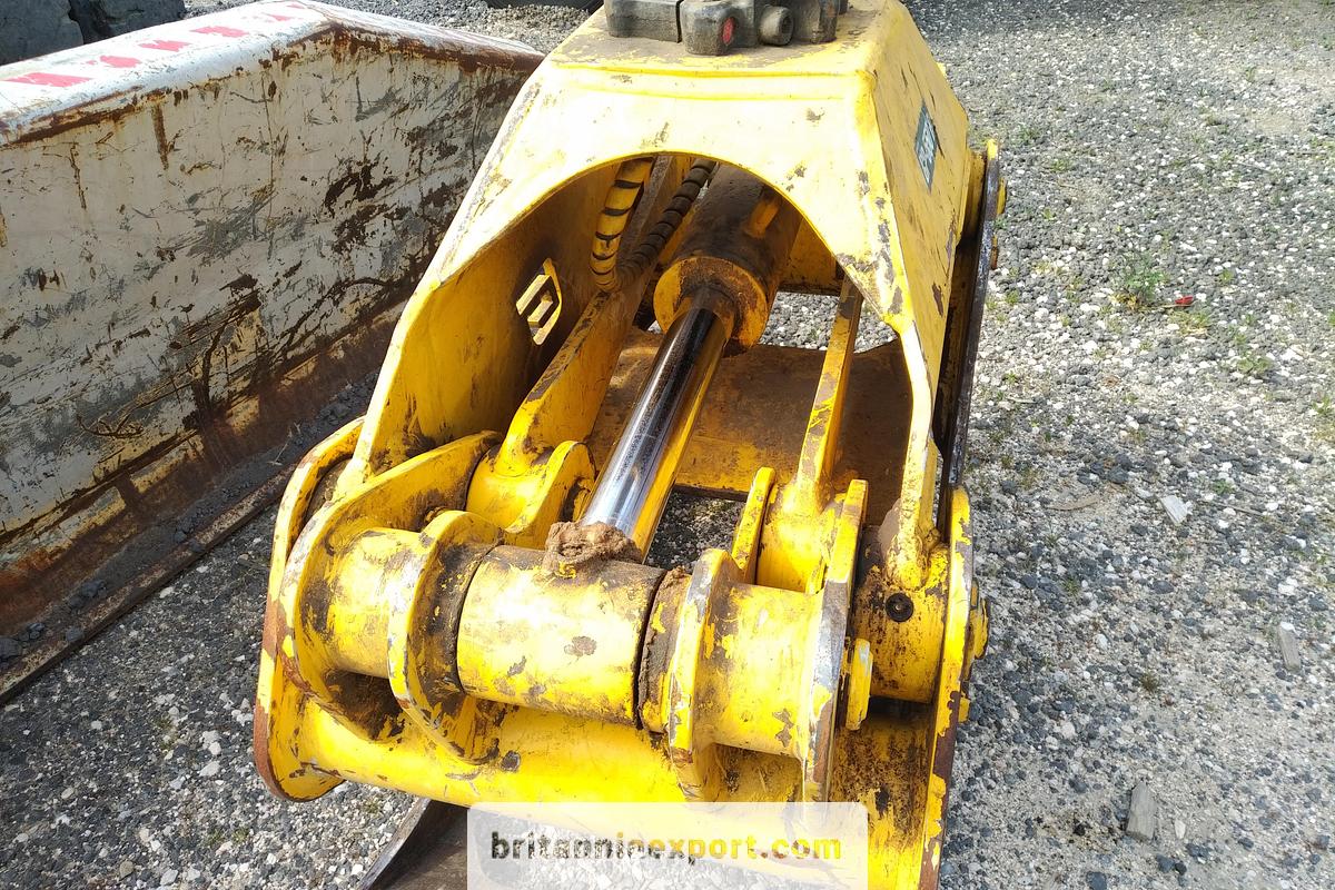 Used 2001 LIEBHERR  A924 Litronic Wheeled Excavator with Grab | Front Blade