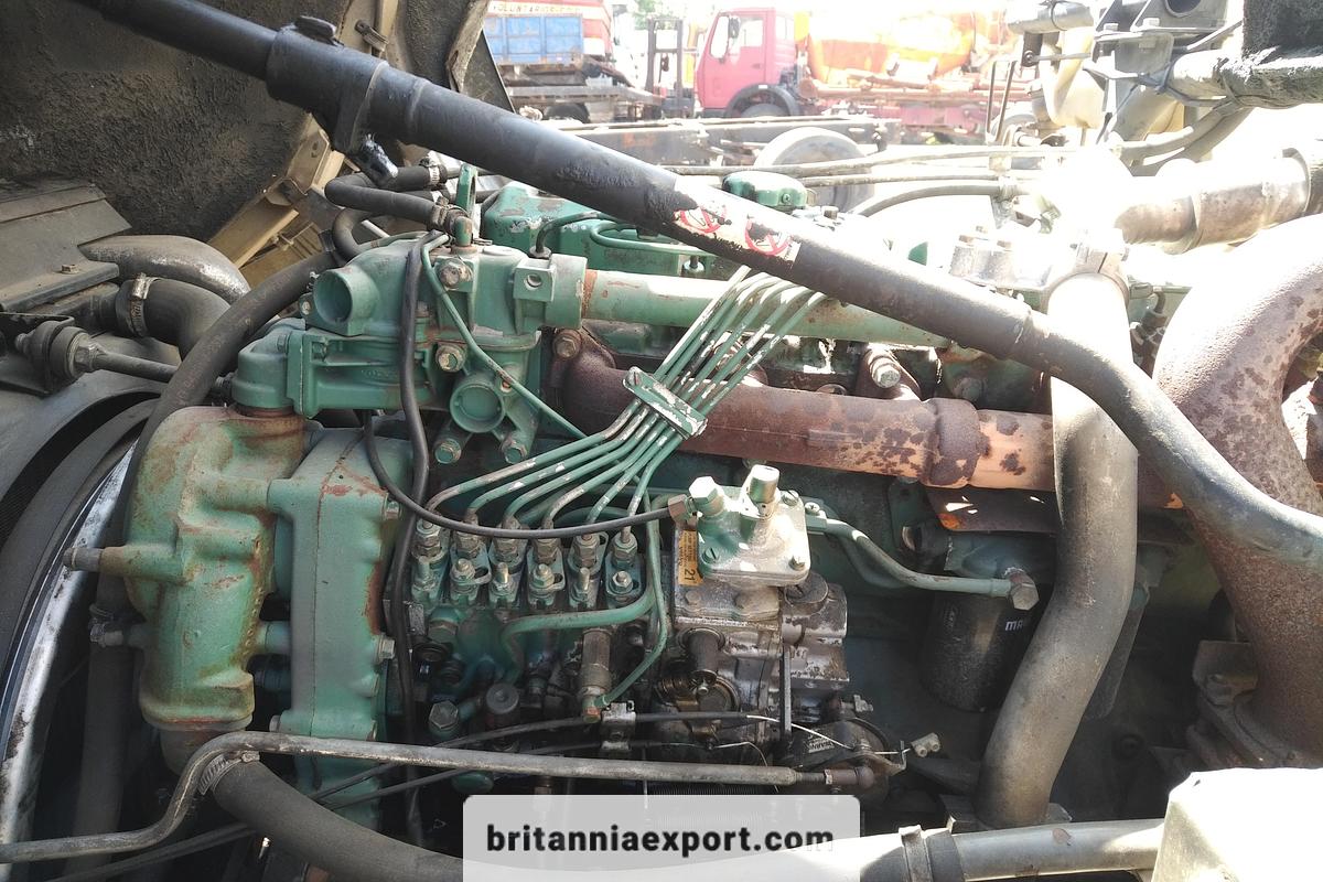Used 1993 VOLVO FL614 210 Turbo Intercooler | 14 Ton | Manual Pump | Isothermic Box Truck