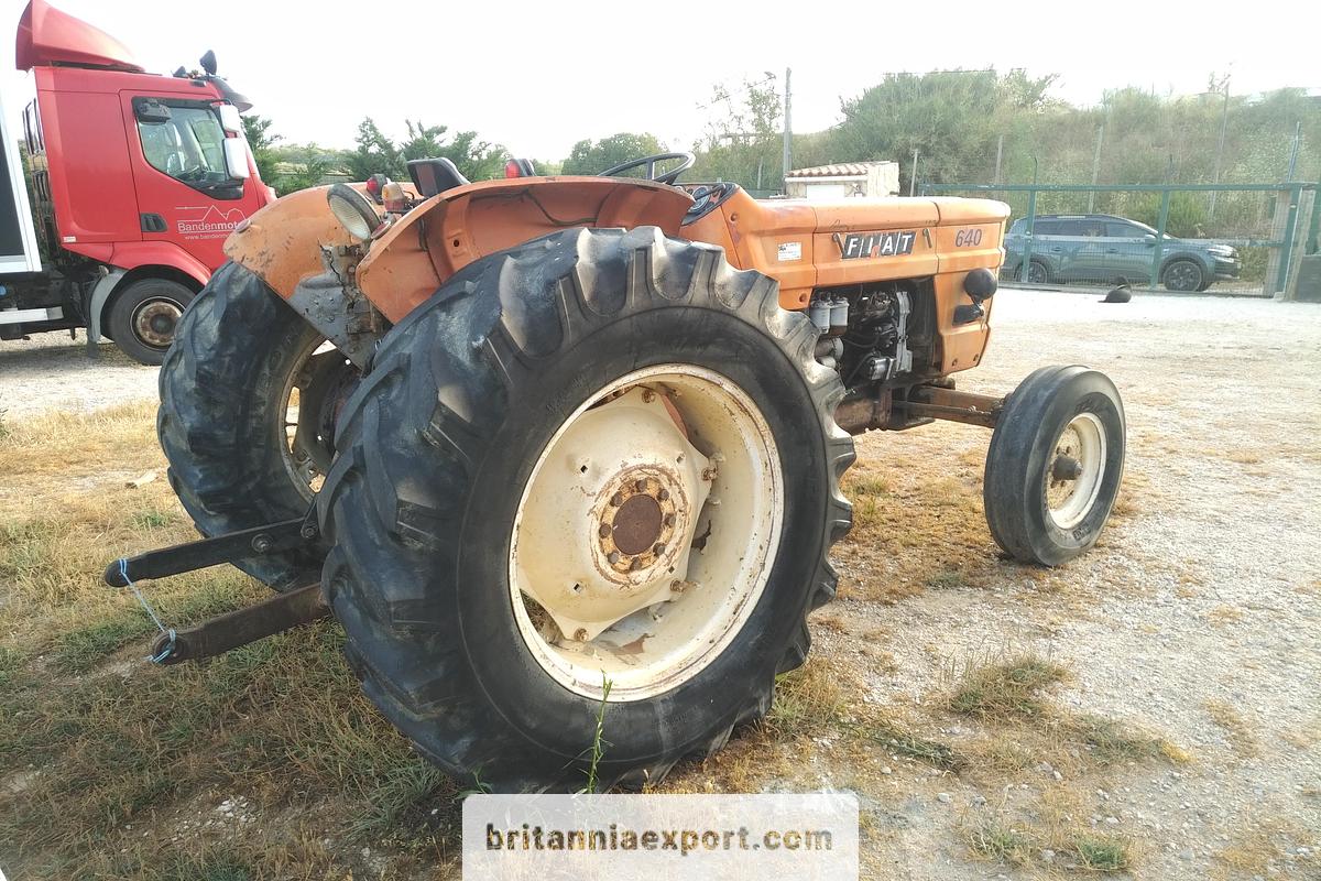 Used 1978 FIAT 640 3.5 4 Cylinder Diesel 4x2 Farm Tractor - Made in Italy