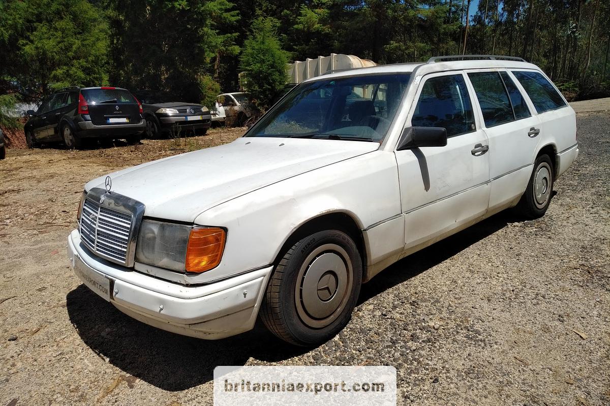 Used MERCEDES-BENZ W124 200 TD 2.0 Diesel 4 Cylinder Estate Car