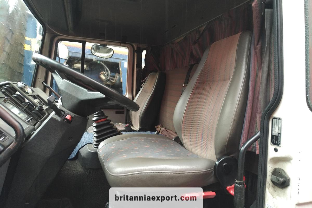 Used 1993 VOLVO FL614 210 Turbo Intercooler | 14 Ton | Manual Pump | Isothermic Box Truck