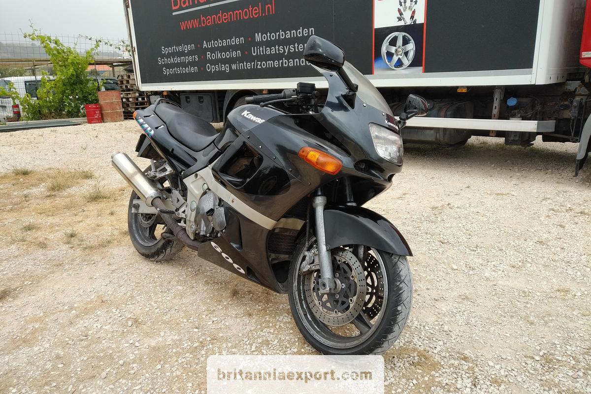 Used 1994 KAWASAKI ZZR600 Sports Touring Motorcycle Classic Japanese Sports Bike 42041 km 2 Owners from New
