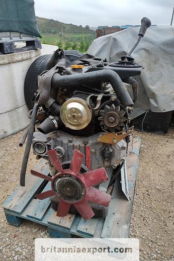 Used 2000 NISSAN B4.40 4.0 diesel engine for Nissan Atleon truck.