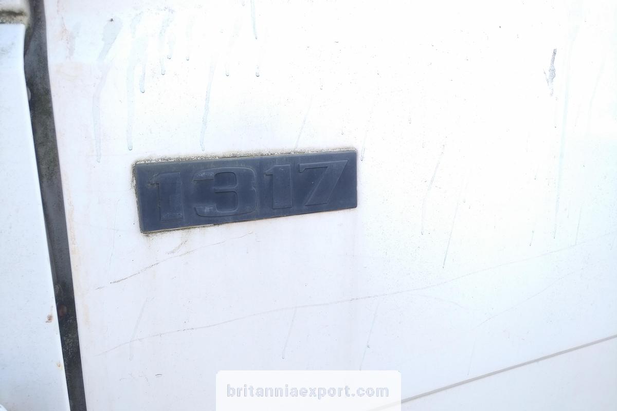 Used 1989 MERCEDES-BENZ 1317 OM366 6 Cylinder 13 Ton Chassis Cab Truck