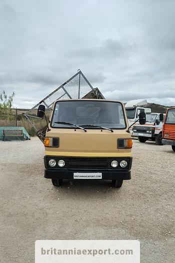 Used 1981 MITSUBISHI Canter FE110 2.7 diesel 5.5 ton tipper.