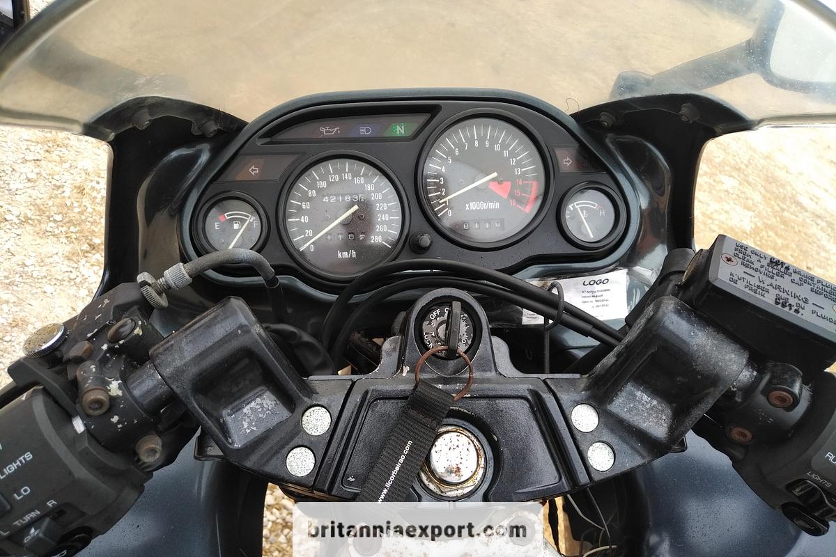 Used 1994 KAWASAKI ZZR600 Sports Touring Motorcycle Classic Japanese Sports Bike 42041 km 2 Owners from New