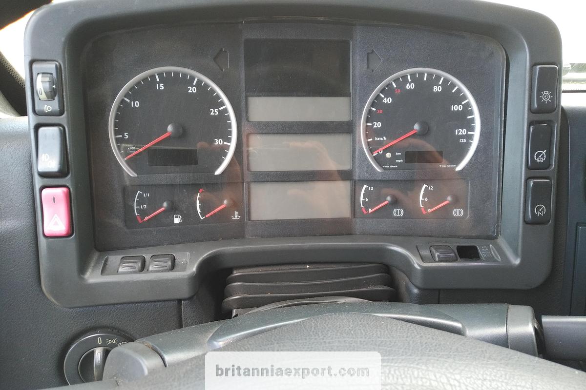 Used 2002 MAN TGA 26.360 | 6x2 | Curtainsider Truck |  with Tail Lift