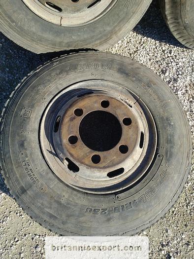 Used Toyota 5 x used 7.50 - 16 LT tyres on 6 studs rims