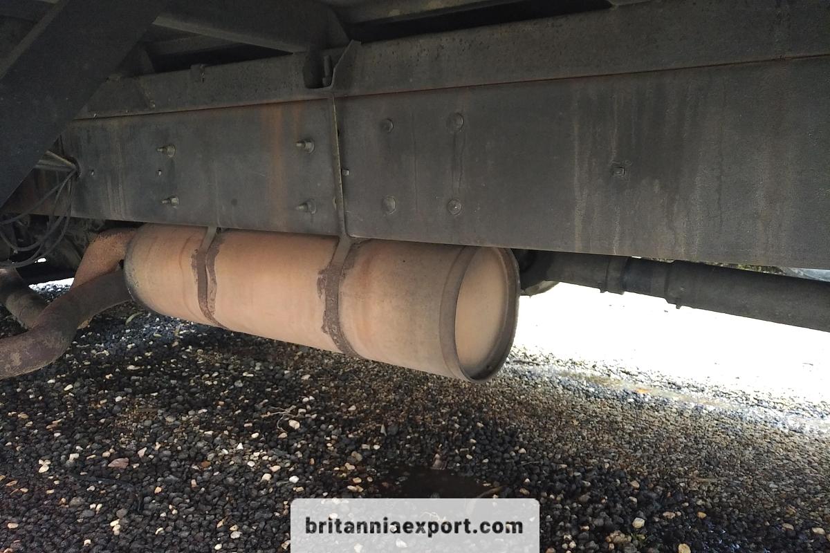 Used 1993 VOLVO FL614 210 Turbo Intercooler | 14 Ton | Manual Pump | Isothermic Box Truck