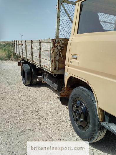Used 1981 MITSUBISHI Canter FE110 2.7 diesel 5.5 ton tipper.