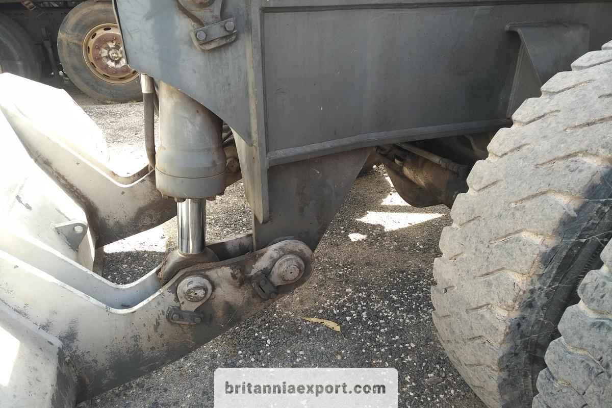 Used 2001 LIEBHERR  A924 Litronic Wheeled Excavator with Grab | Front Blade