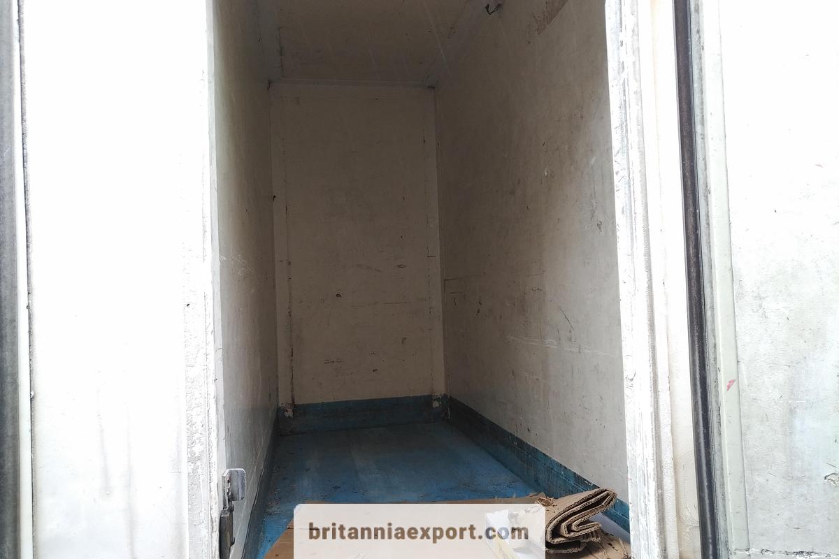 Used 1993 VOLVO FL614 210 Isothermic Box Truck – 14 Ton – Left Hand Drive – Mechanical Pump