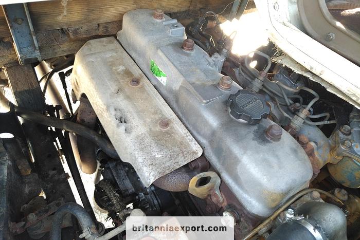 Used 1984 TOYOTA Dyna BU30 3.0 diesel 6 tyres 5.5 ton truck.