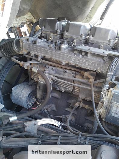Used 2000 SCANIA P114 L 340 CP19 manual tractor unit.