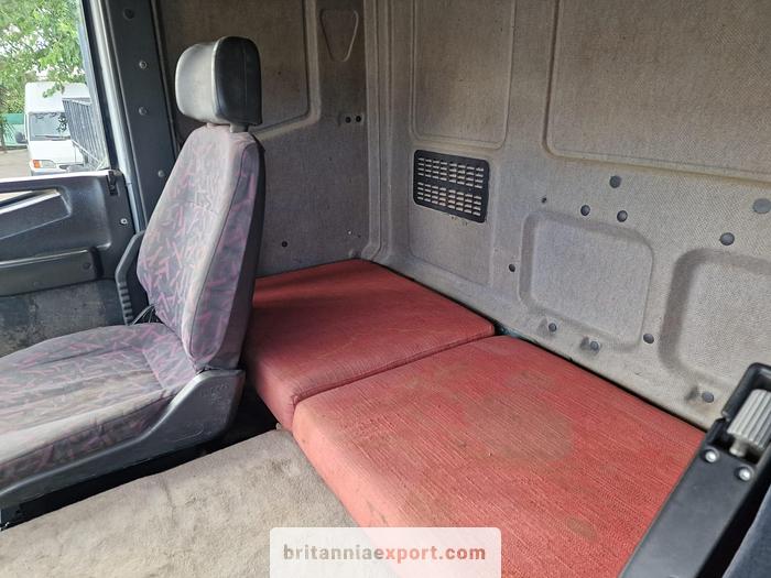 Used 1998 IVECO Eurotech 440E38 Euro 2 tractor unit.