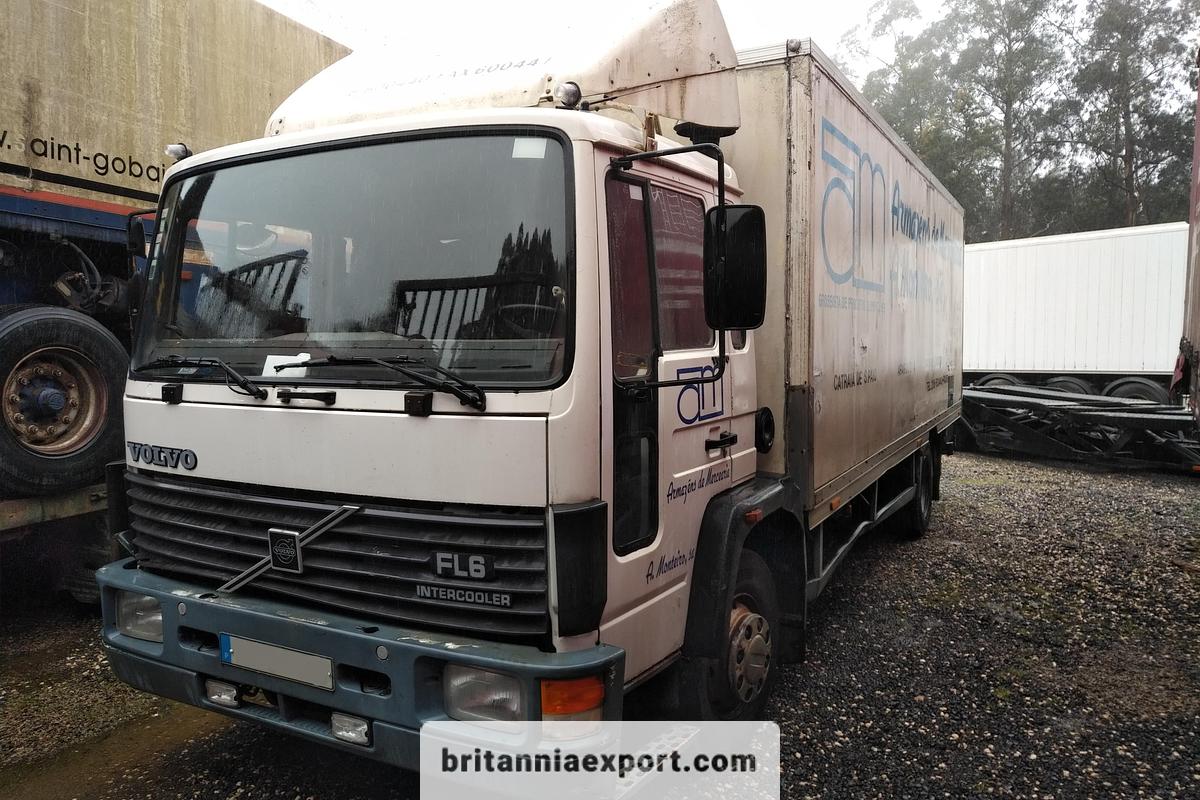 Used 1993 VOLVO FL614 210 Isothermic Box Truck – 14 Ton – Left Hand Drive – Mechanical Pump