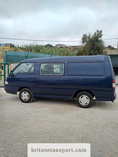 Used 1994 Hyundai H100 2.5 diesel 6 seats minibus.