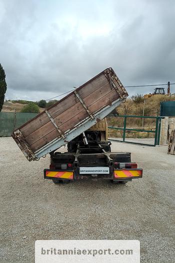 Used 1981 MITSUBISHI Canter FE110 2.7 diesel 5.5 ton tipper.