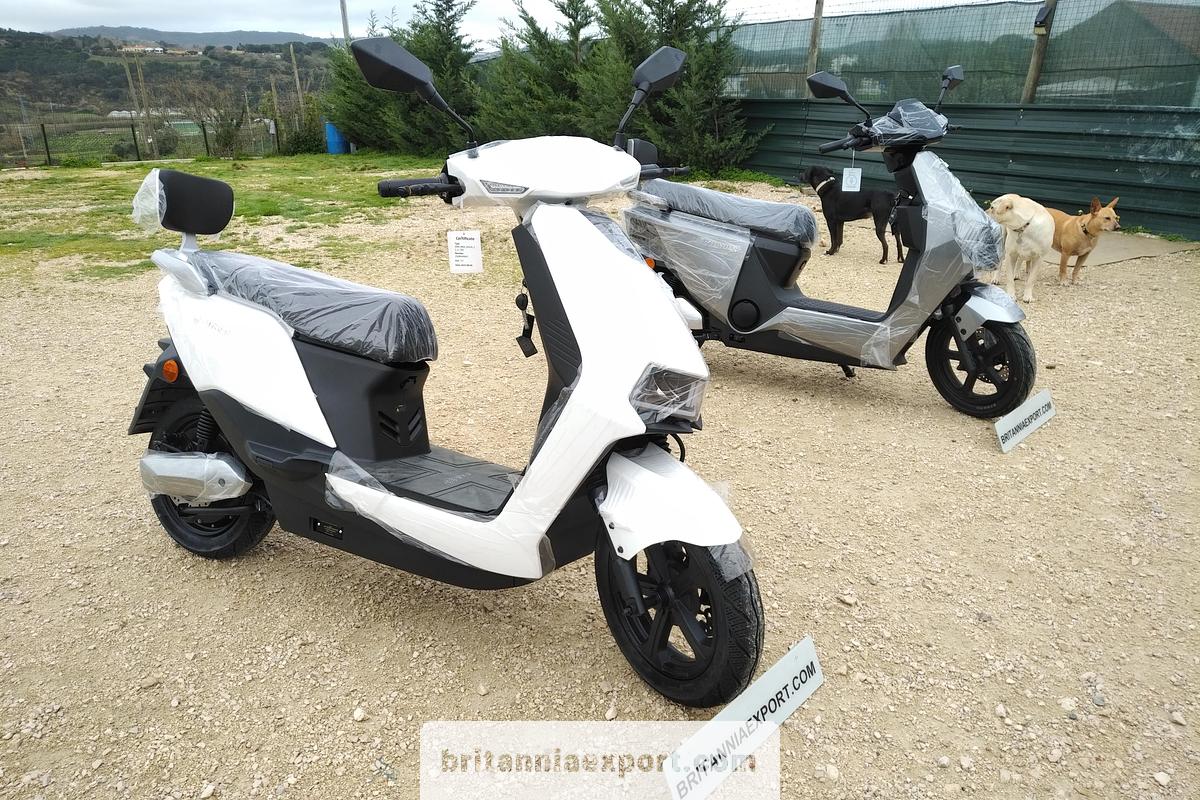 2026 Luyuan MKK Pro Max High Speed Electric Scooter