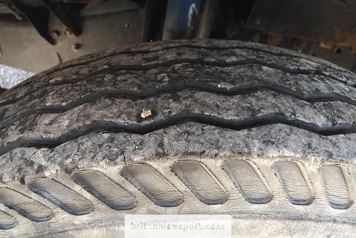 Used 1984 TOYOTA Dyna BU30 3.0 diesel 6 tyres 5.5 ton truck.
