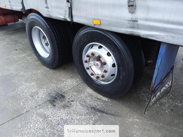 Used 1993 SCANIA P 93M 250 6X2 8 tyres 26 ton curtainsider truck