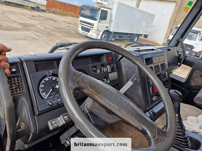 Used 1998 IVECO Eurotech 440E38 Euro 2 tractor unit.