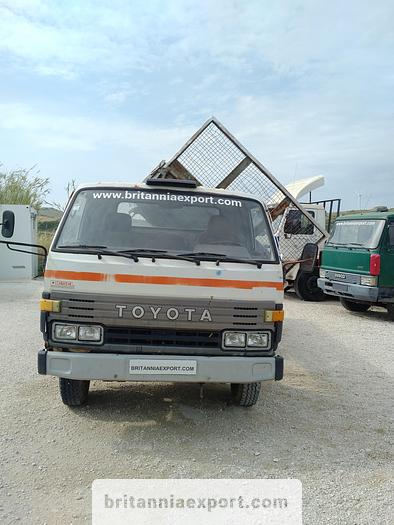 Used 1989 TOYOTA Dyna 300 14B 7.5 ton 3 way tipper