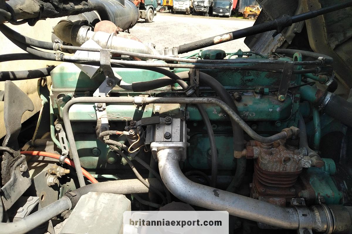 Used 1993 VOLVO FL614 210 Turbo Intercooler | 14 Ton | Manual Pump | Isothermic Box Truck