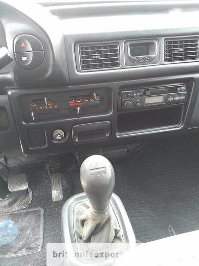 Used 1994 Hyundai H100 2.5 diesel 6 seats minibus.