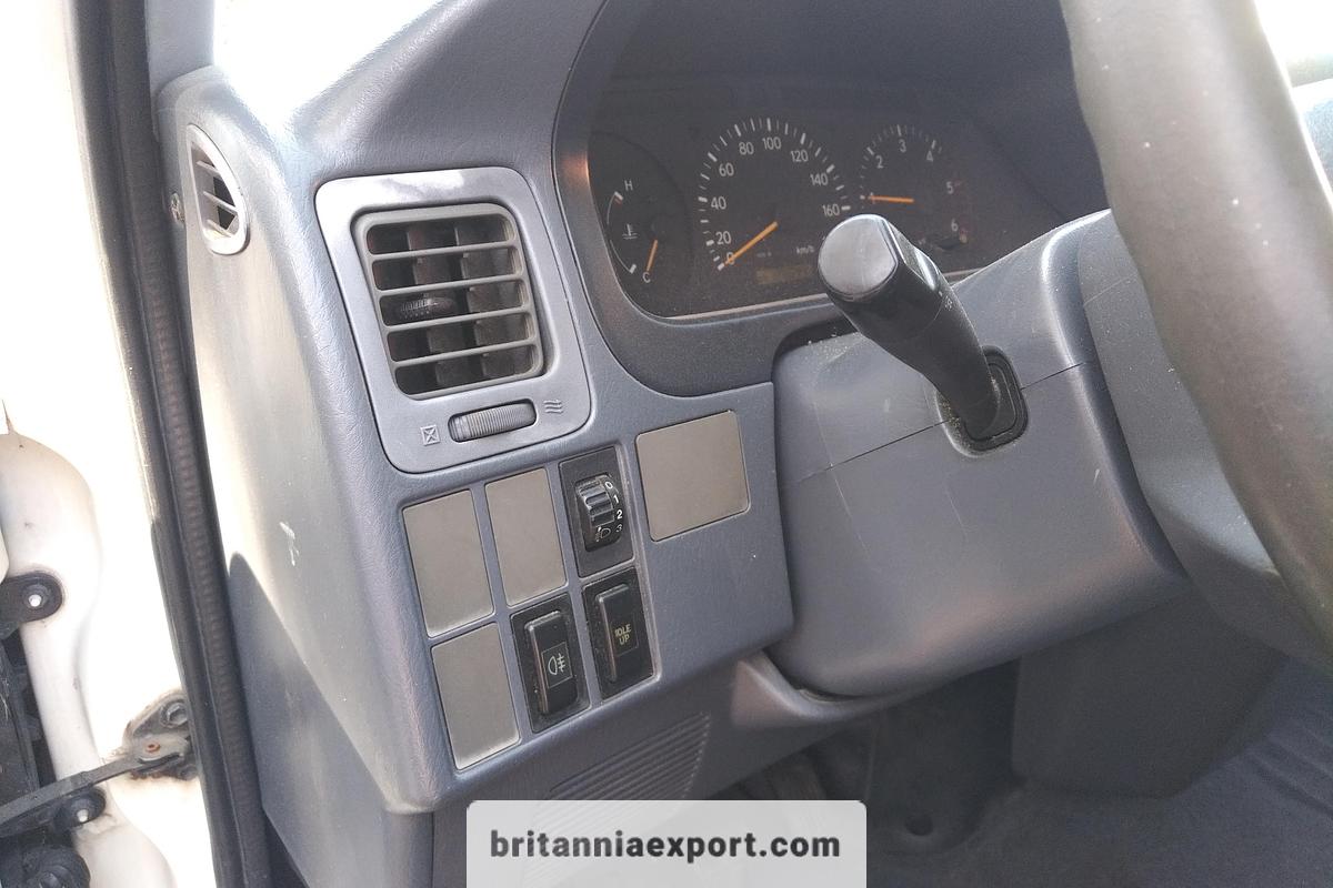 Used 2002 Toyota Hiace 2.5 D-4D Insulated Cold Room Panel Van